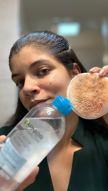@garnierusa #giftedbygarnier #unmaskwithgarnier Una nueva incorporación a mi rutina de noche. Garnier Micellar Cleans...