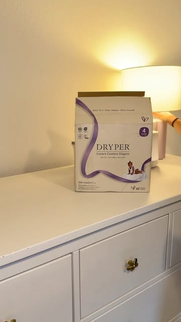 A little peek at our bedtime routine 🤍 thanks to @drypertobaby for gifting us these diapers