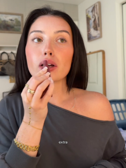 Get juicy, plump lips with 5 peptides in one swipe 💋 Meet COSRX’s NEW 7 Tinted Lip Peptide shades! ✨ Which shade is...
