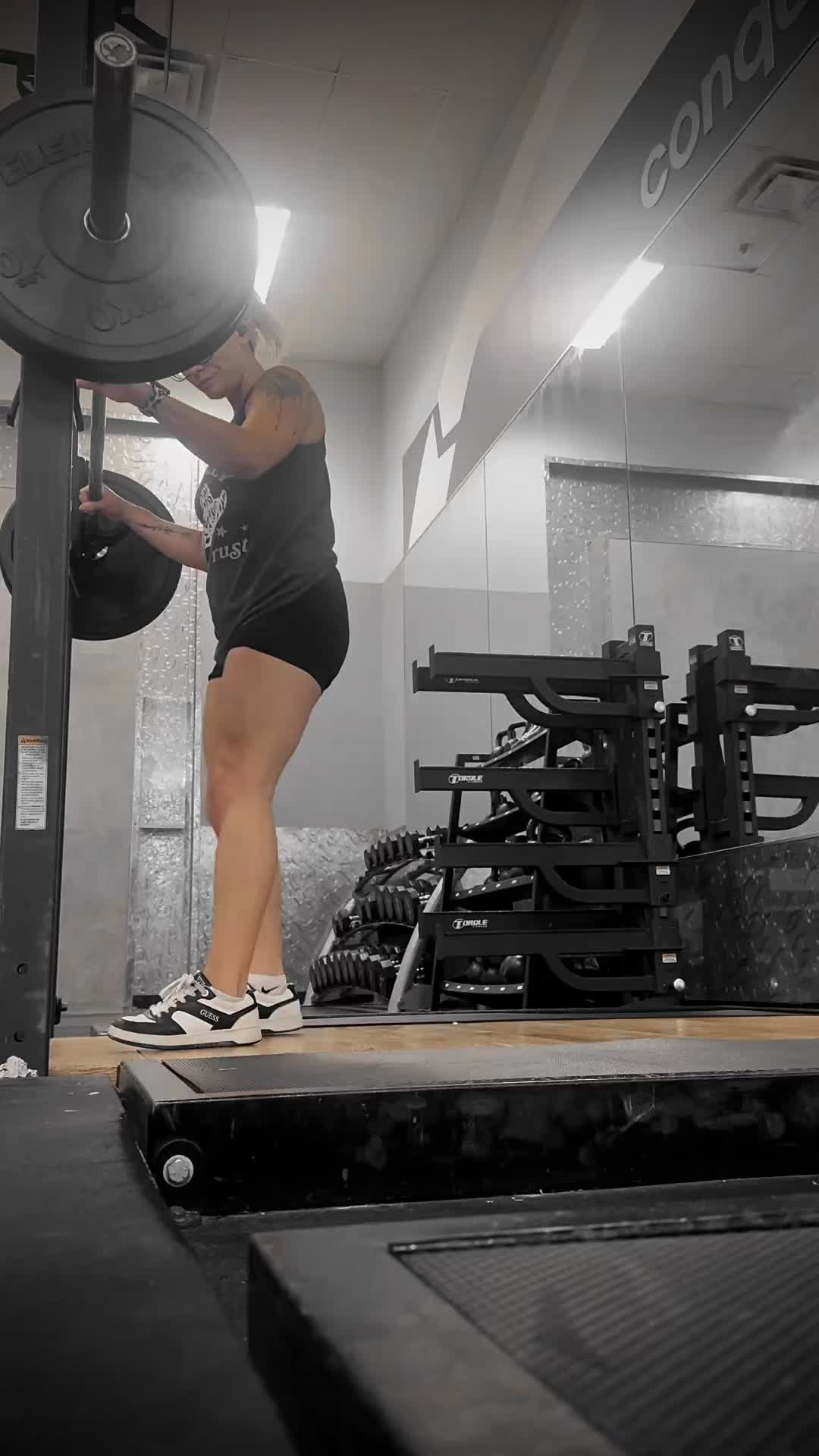 #gymrat #gymgirls #squats #fittok