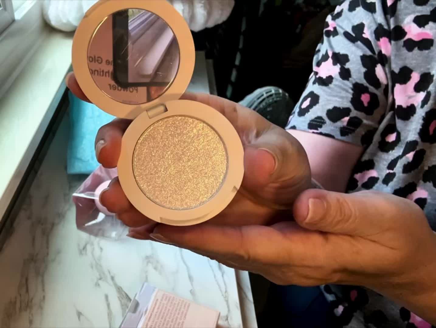 Thought it was cool that I was asked to try this product. It’s really pretty on and comes in several color options. C...