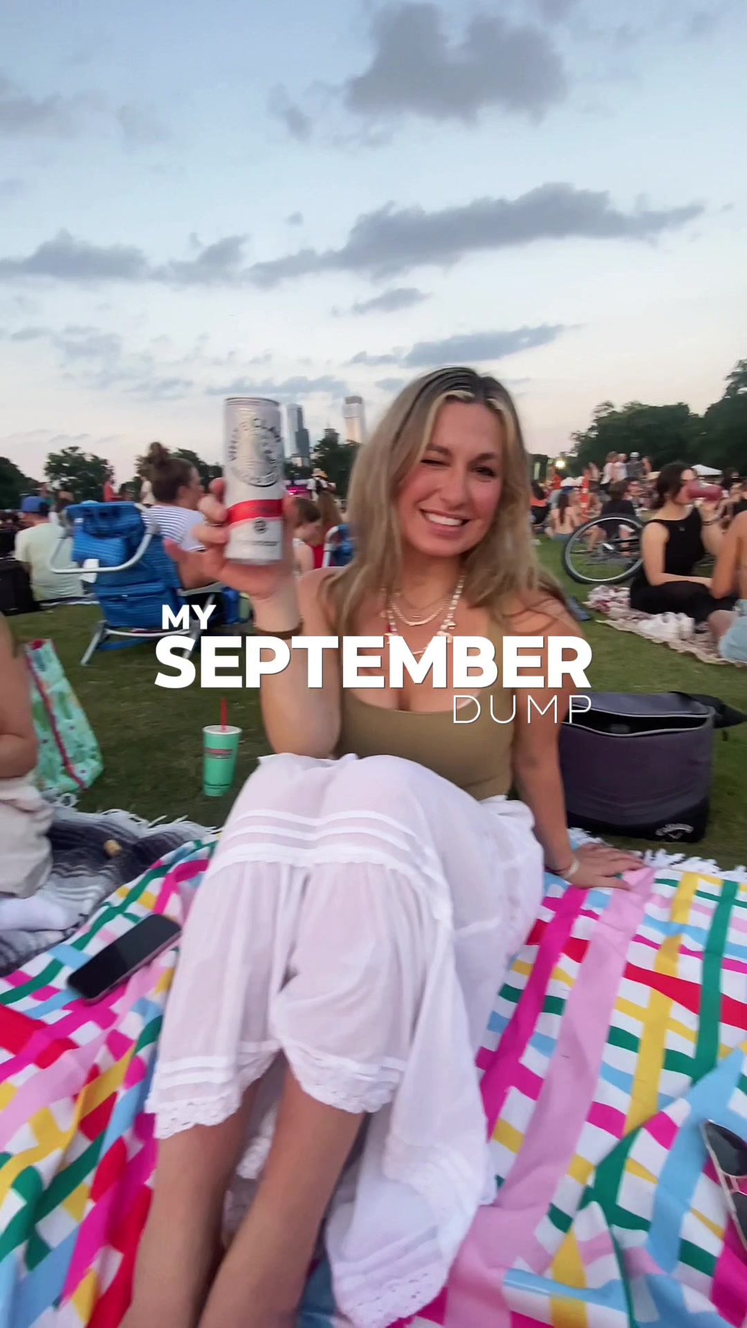 Dancing in August & September🕺🏼💃🏼🪩💛