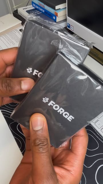 Shout out @forgewalletreels @theforgewallet for gifting me 2 new wallets 🙌 Obsidian 🖤 vs Umber 🤎 — which one you p...