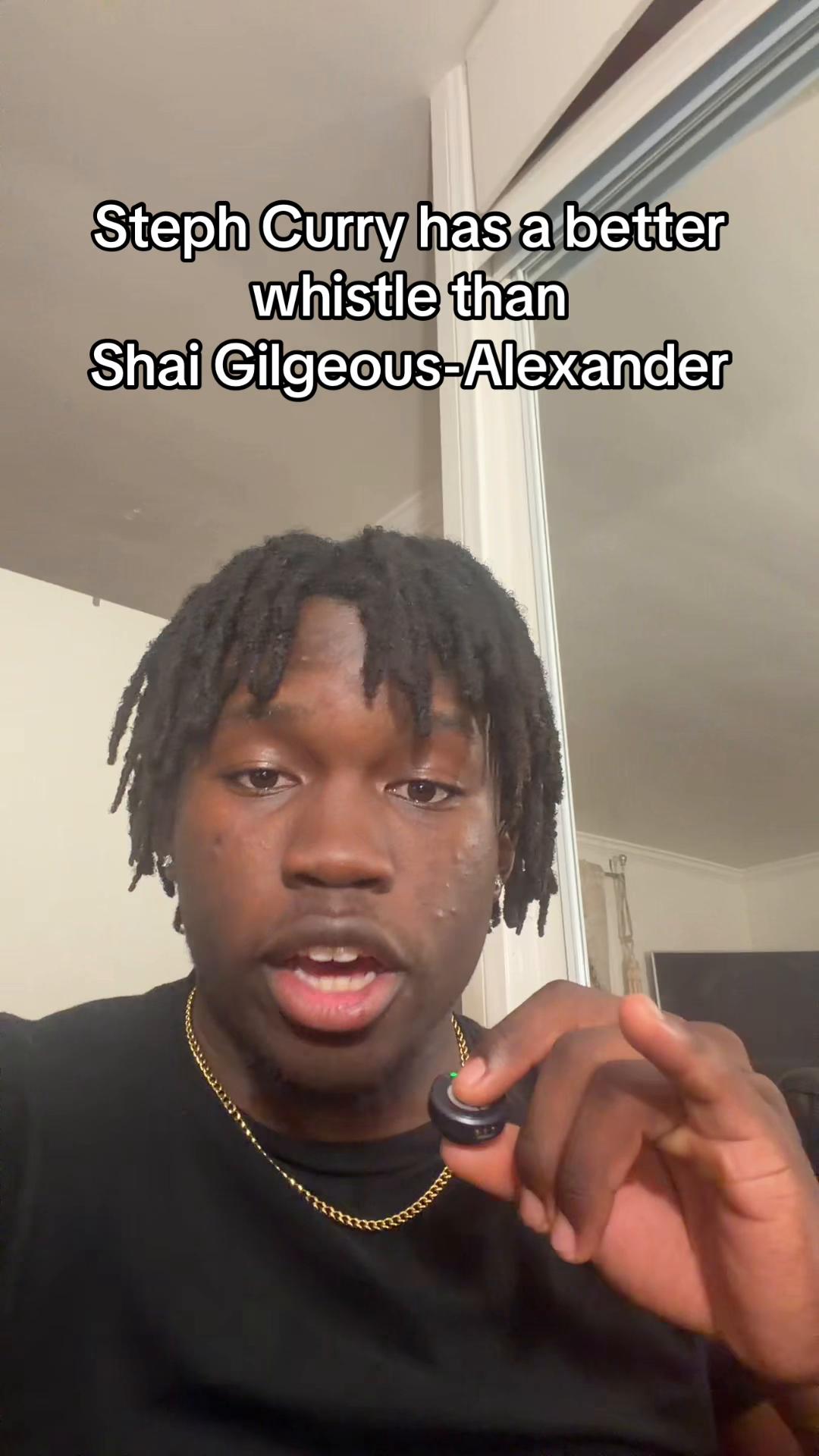 Steph Curry has a better whistle than Shai Gilgeous-Alexander #hewee #unethical #sga #stephcurry #nba