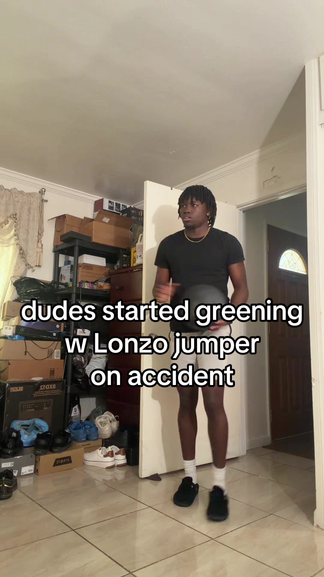 Zo jumper was straight CHICKEN ain’t gon lie #hewee #lonzoball #hoopersoftiktok