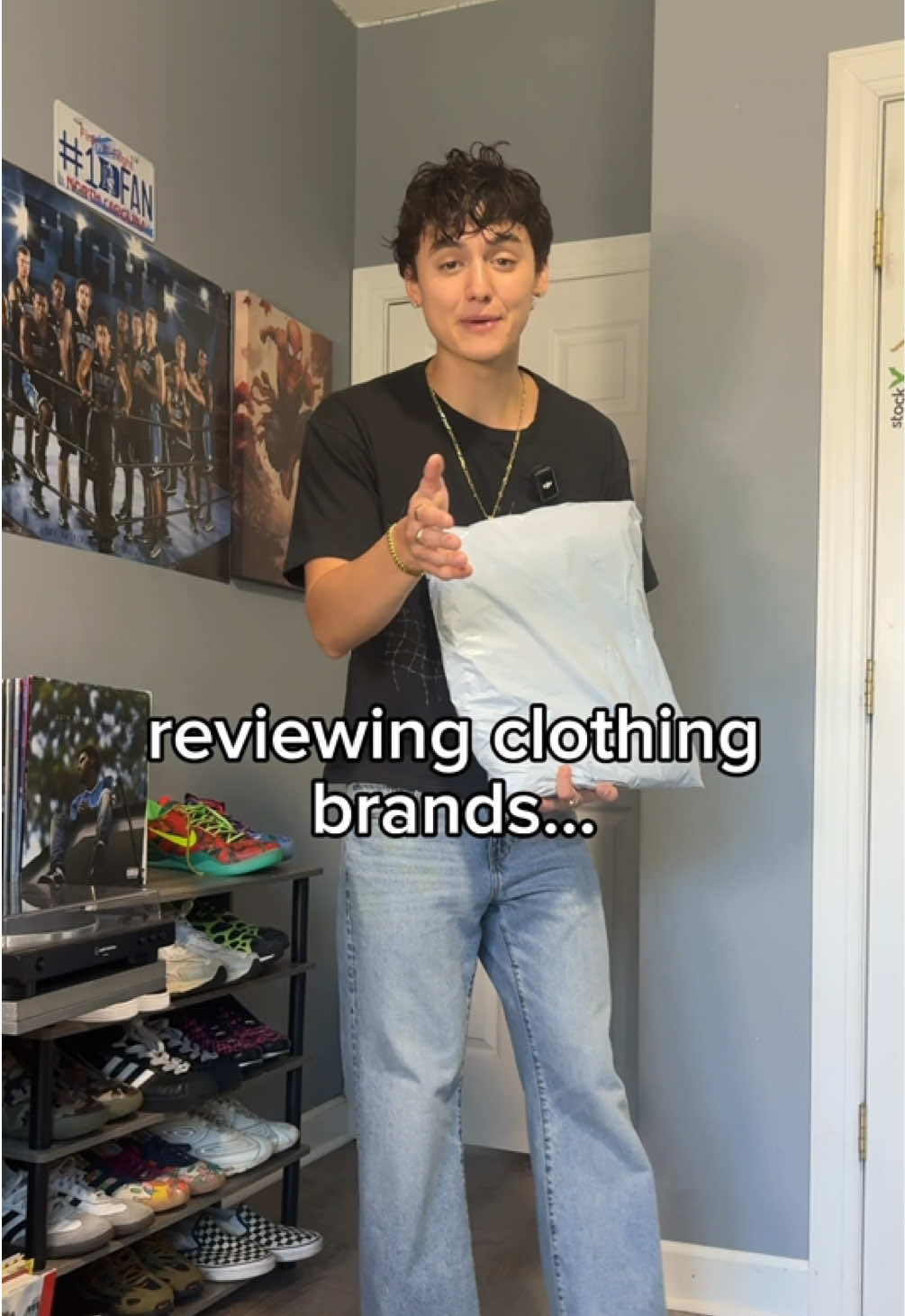 Reviewing the brand @Fyredwrld #fyredwrld #clothingreview #fashiontiktok #outfitinspo