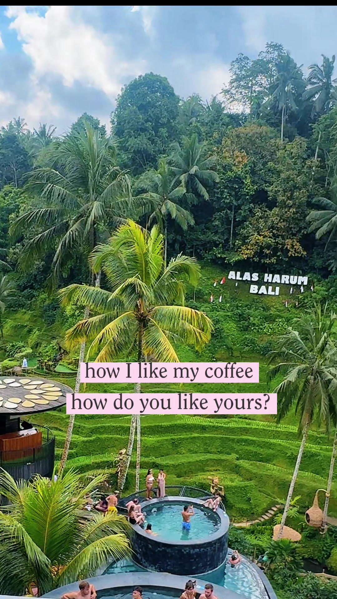 Just a splash of oat milk and vanilla please 😉☕️✈️ #coffeetiktok #traveltiktok #travelbucketlist #bali