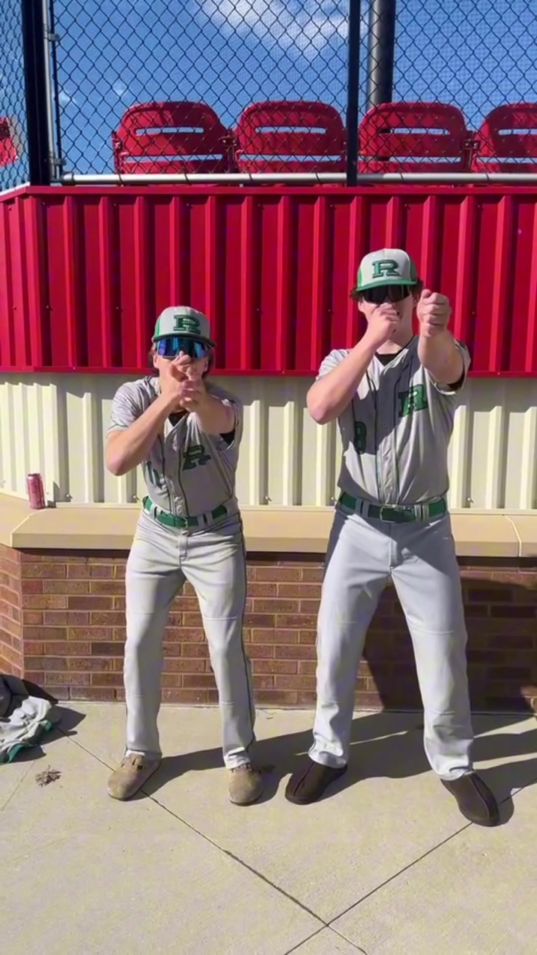 0-1 lol @Braxton T #fyp #viral #thisourseason #lol #baseball