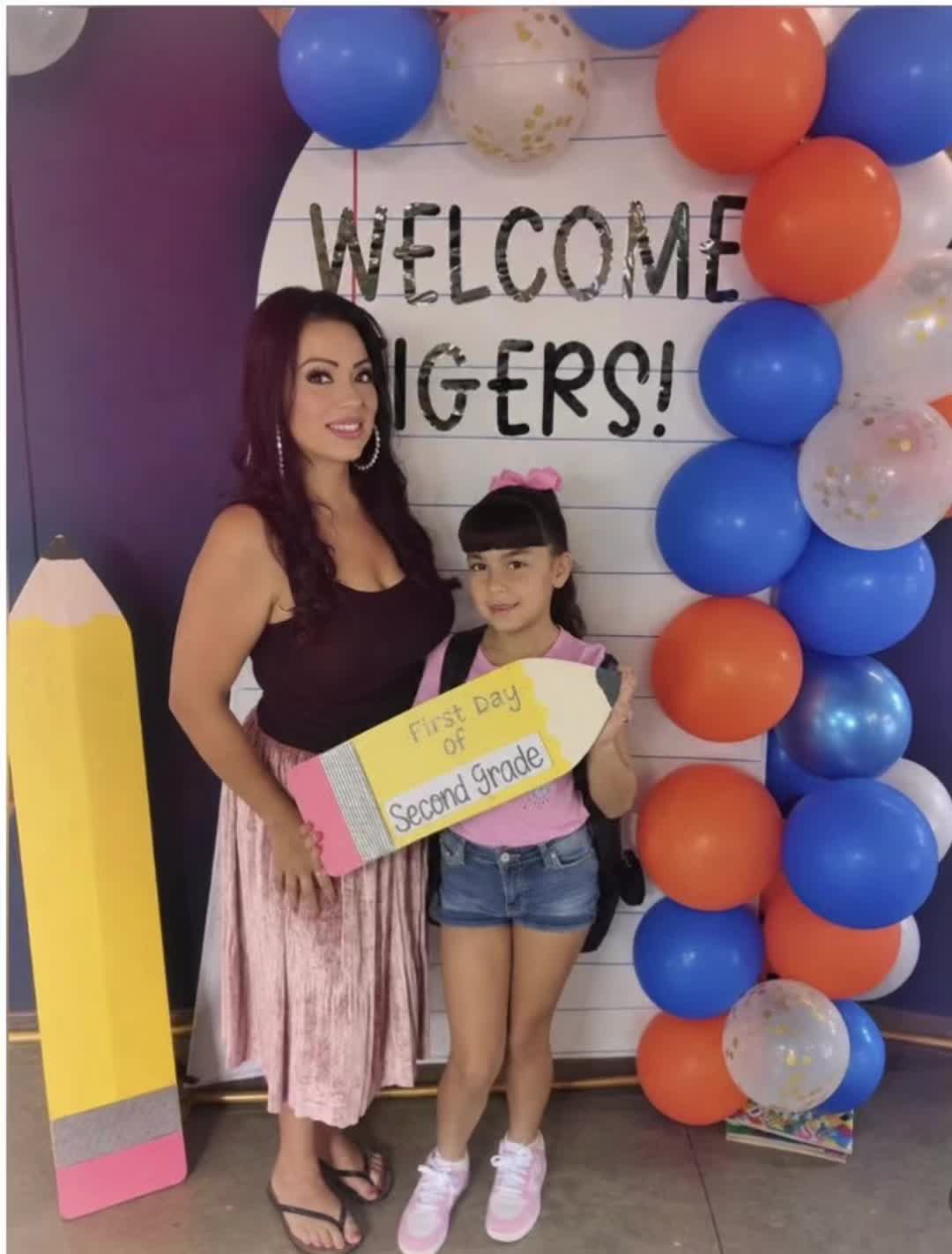 Welcome what? #school #firstdayofschool #mom #blowthisup #fyp