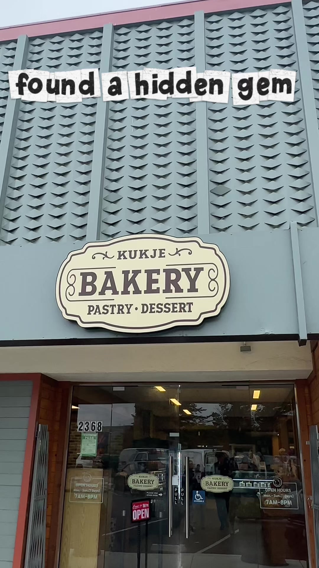 third trimester cravings found Kukje Bakery in Daly City and now we have a problem 😂🤍 35 years as a Korean supermar...