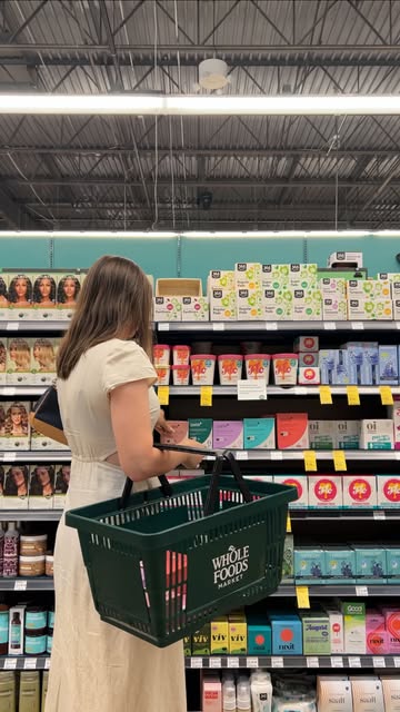 🤓Did you know most pads are made with bleach, dyes, and synthetic junk? ✨That’s a no from me. 🚫✨ I switched to Spar...