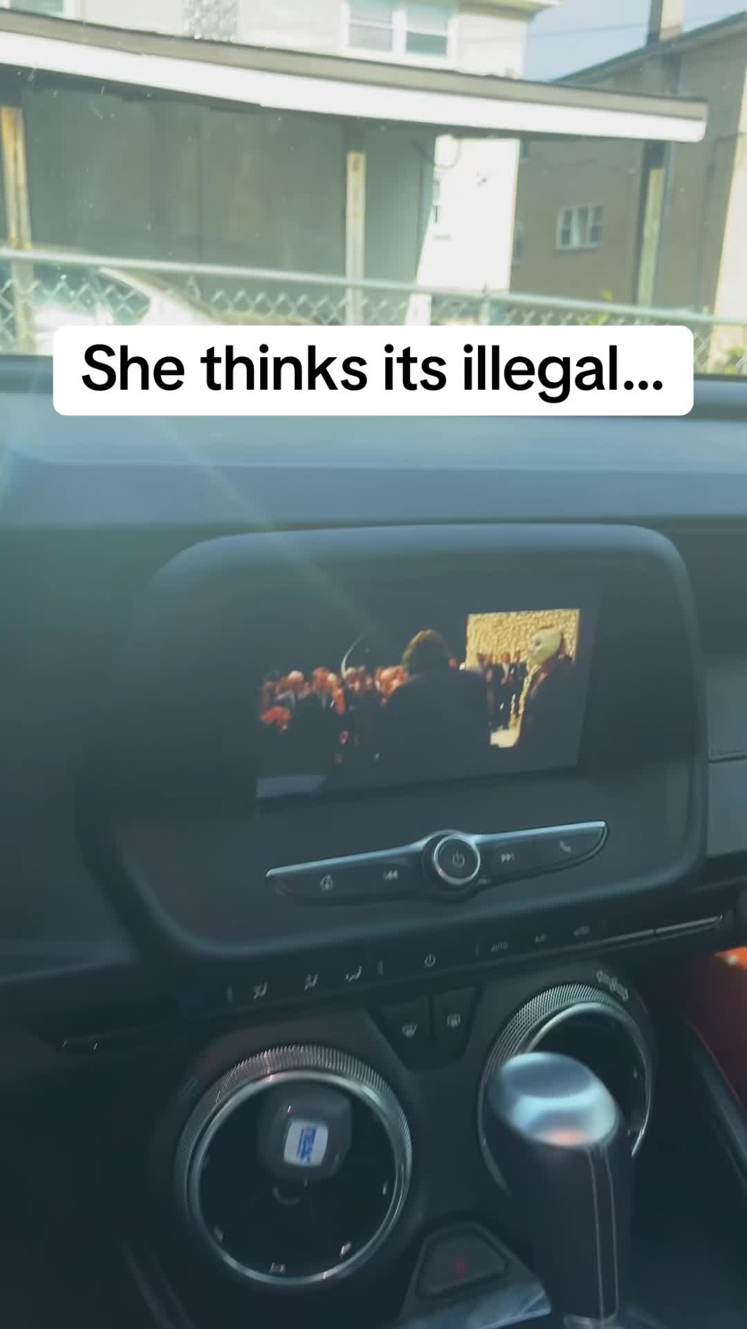 Autosky box allows you to watch Netflix and YT In your car #fyp #caraccessories #netflix #youtube #wirelesscarplay