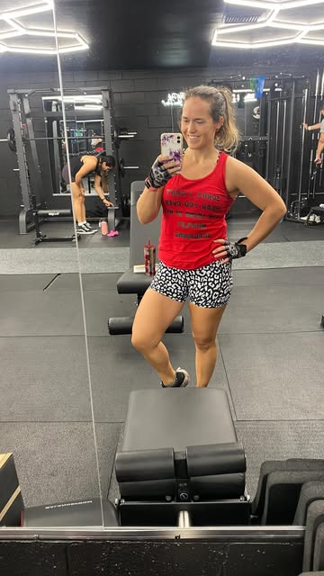 Sharing my weights so my future self can look back a year from now and say “awww that’s cute!” 😅💪🏻 . #gobigorgohom...