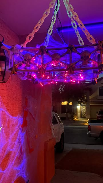 Super easy DIY Halloween decoration! And only cost us about $11 to make! 👻 . What you need 👇 . 4 Skelton fence piec...