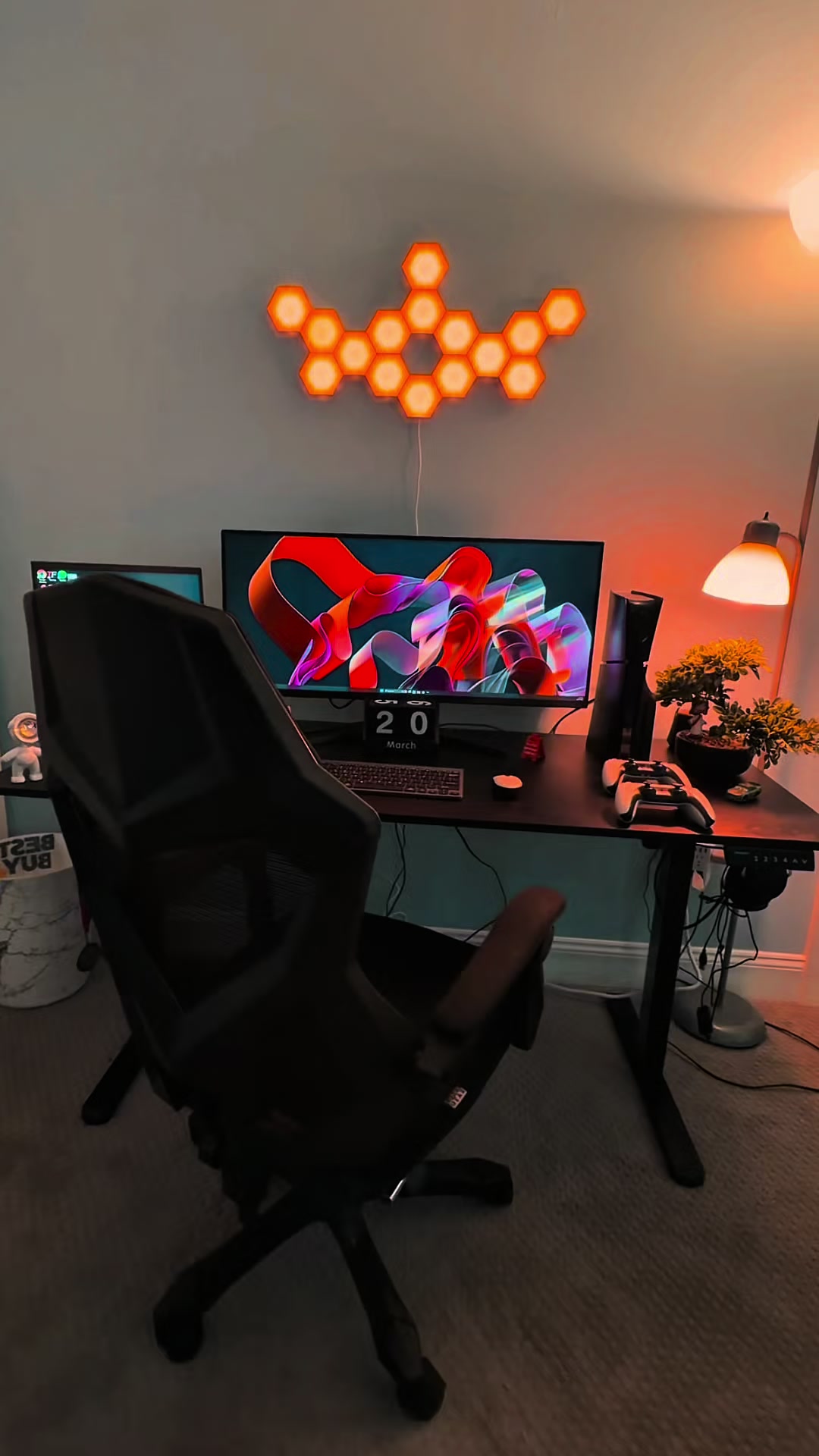• My ROOM PART 1 #DESK #gaming #graphicdesign #LED #samsung