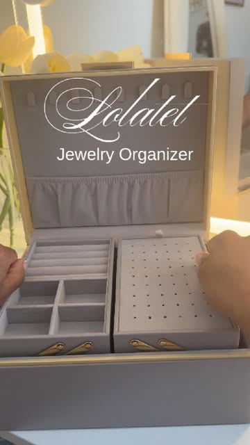 Ame este organizados para mis prendas ya estaba cansada de tenerlas desordenadas 🌷 Este hermoso Jewelry organizer de...